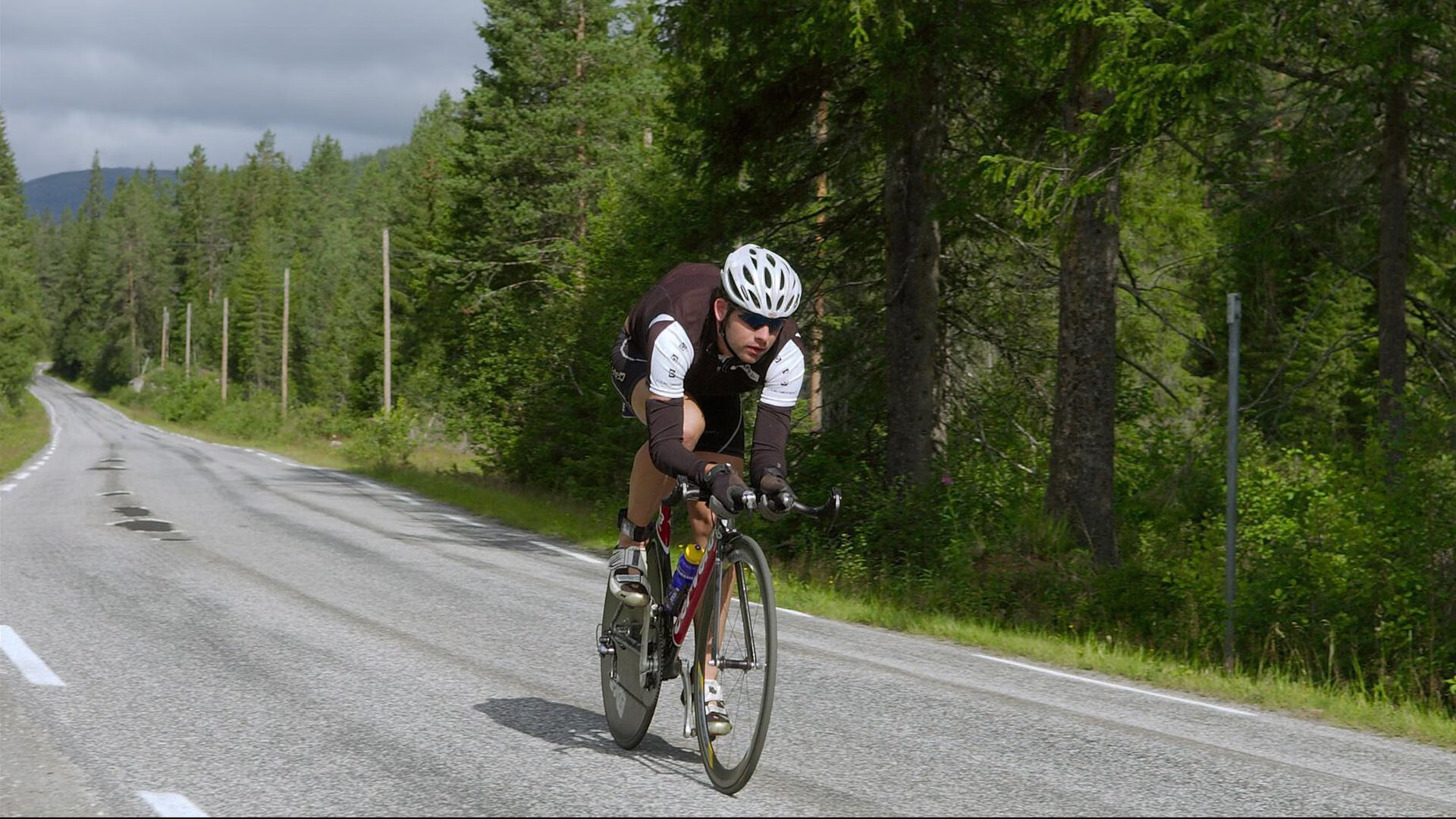 浓眉关键制胜，国王强行终结魔术，一场定义赛季的战役